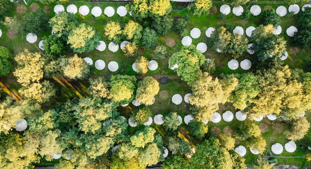 Hotel nebo kemp? To je oč tu běží! - Colours of Ostrava